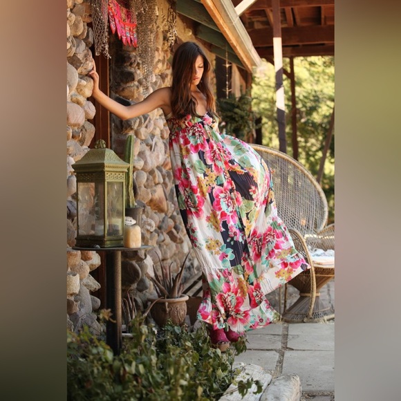 Johnny Was Dresses & Skirts - Johnny Was Multicolor Floral Maxi Dress